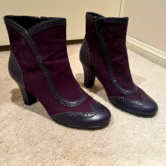 Vintage 1940’s style Aerosoles A2 eggplant purple suede/leather ankle boots. - Picture 2 of 6